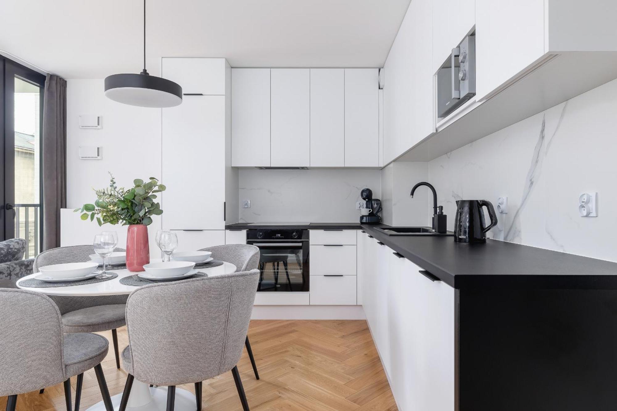 Lux Apartments Kosciuszki 39 With Parking By Renters Prestige Cracovia Esterno foto