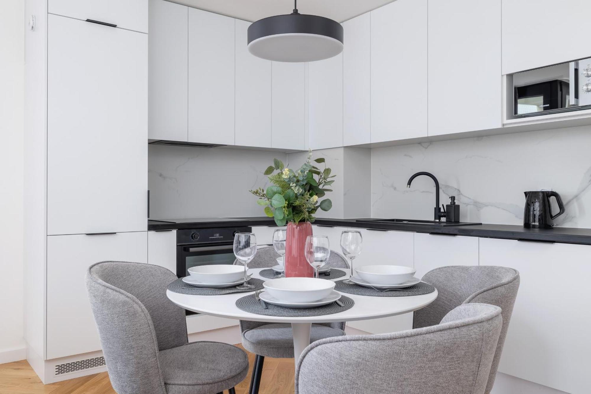 Lux Apartments Kosciuszki 39 With Parking By Renters Prestige Cracovia Esterno foto